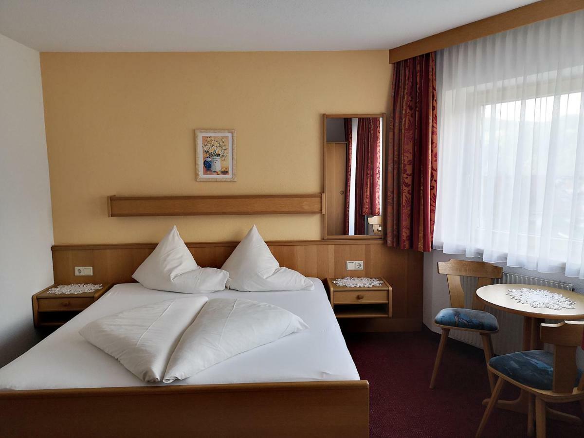 Ideal Aparthotel Ladis